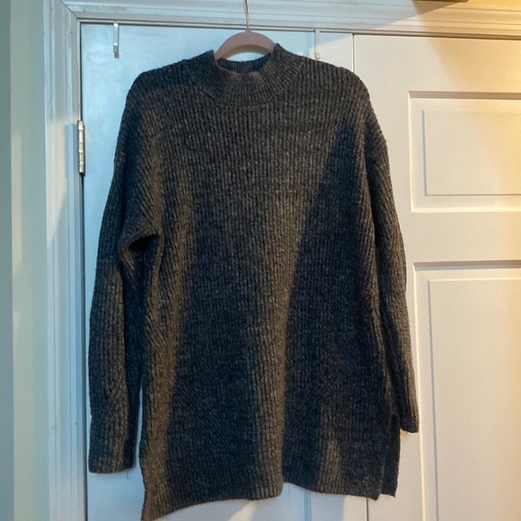 Old Navy Mock Neck Tunic Sweater - Picture 1 of 4